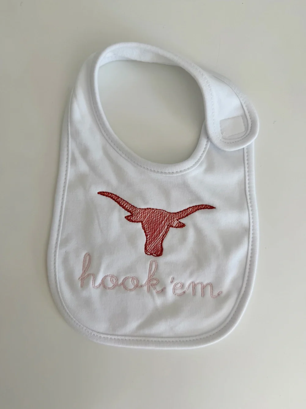 NWOT Texas Hook ‘Em Bib